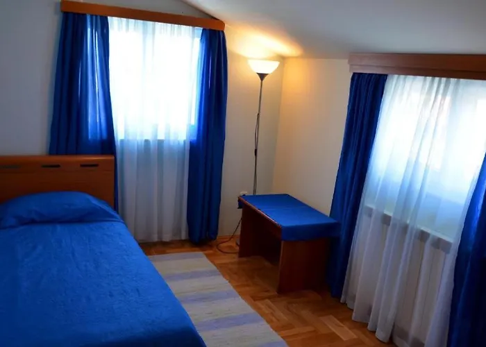 Apartman House Maric *