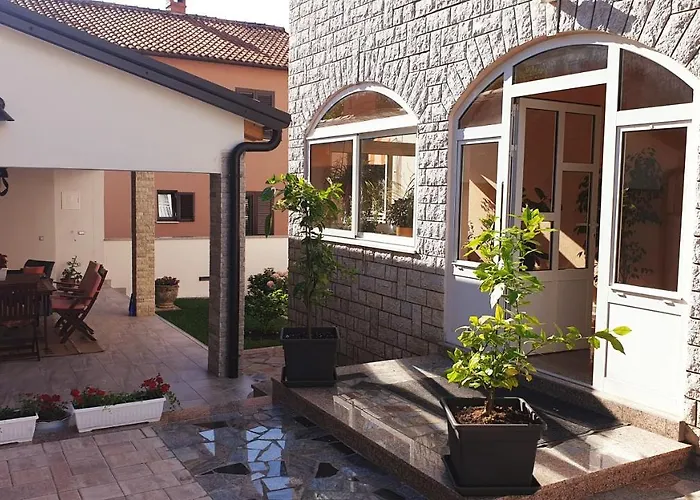 House Maric Apartman *